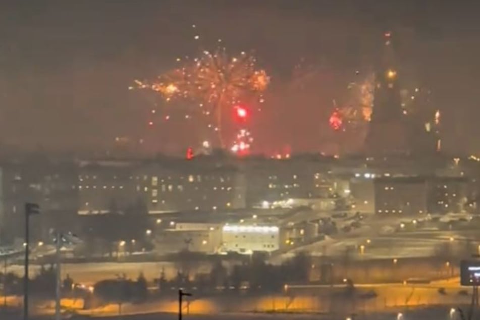 Zunächst sah das Silvesterfeuerwerk ganz gewöhnlich aus.