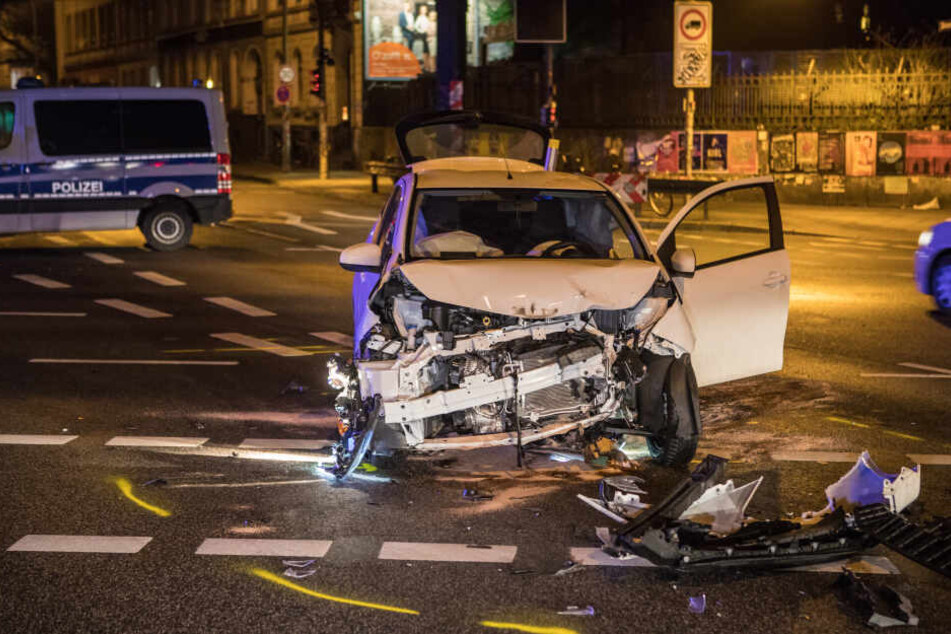 An dem Fluchtauto entstand ein Totalschaden.