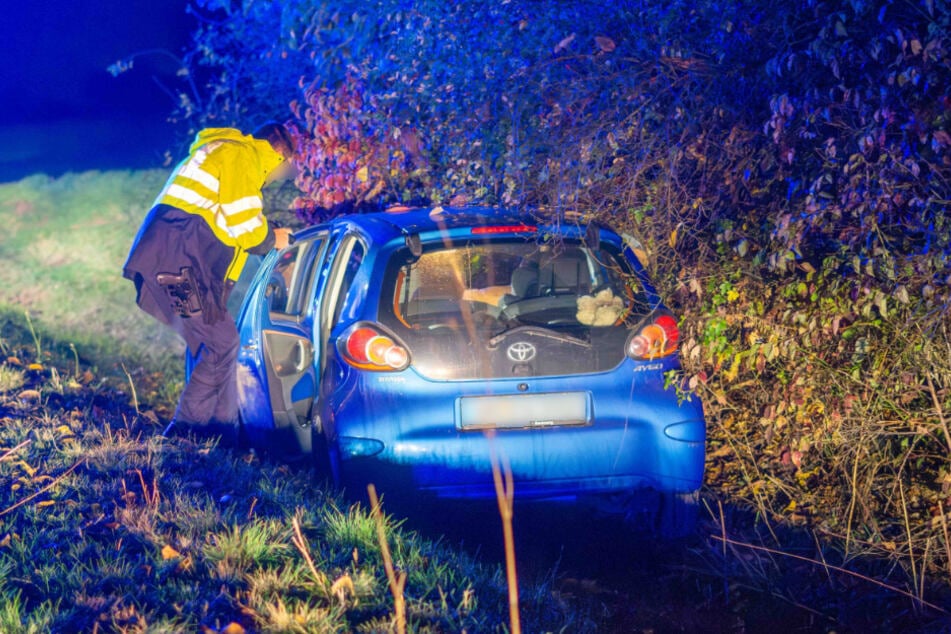 Bei dem Unfall lösten die Airbags des Autos aus.