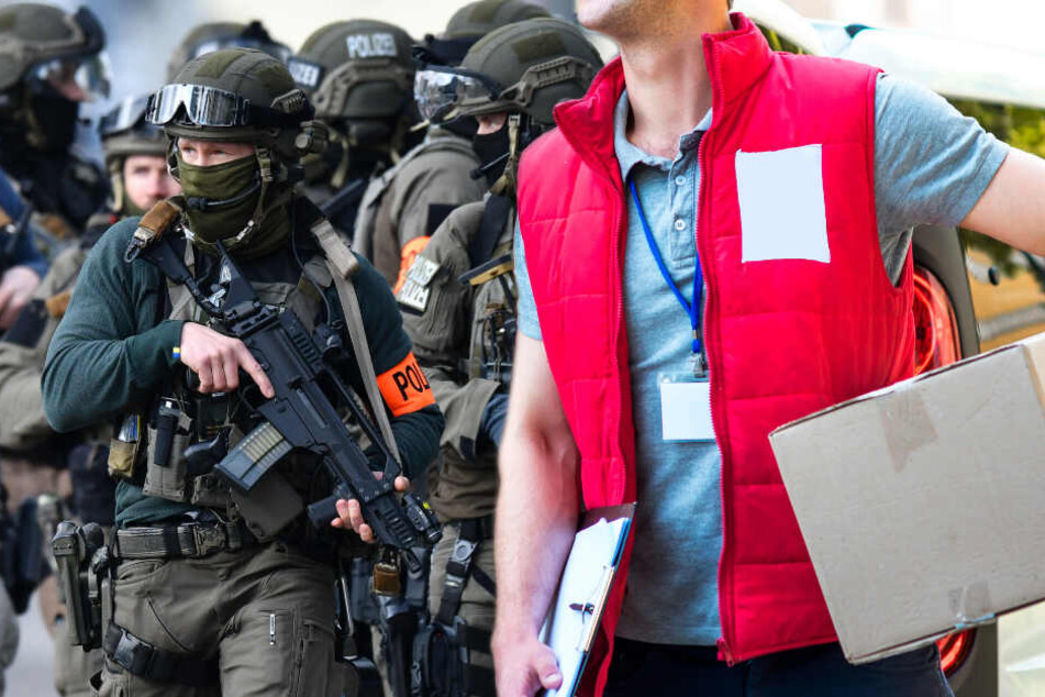 Der Paketbote wurde bedroht, sodass ein Sondereinsatzkommando anrücken müsste. (Bildmontage)