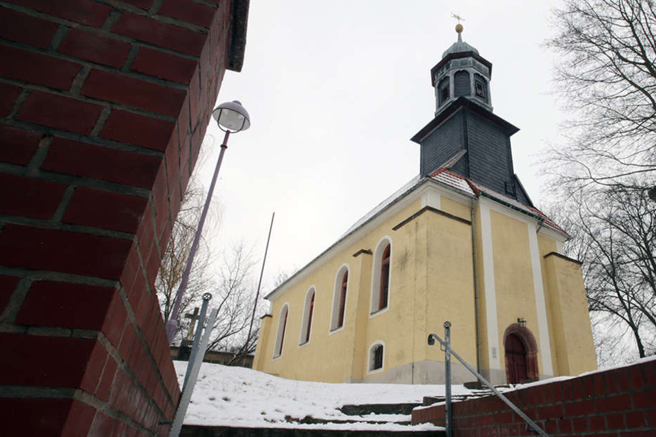Die Marienkirche in Mölbis ist das erste Gotteshaus in Sachsen, das wegen des giftigen Holzschutzmittels gesperrt wurde.