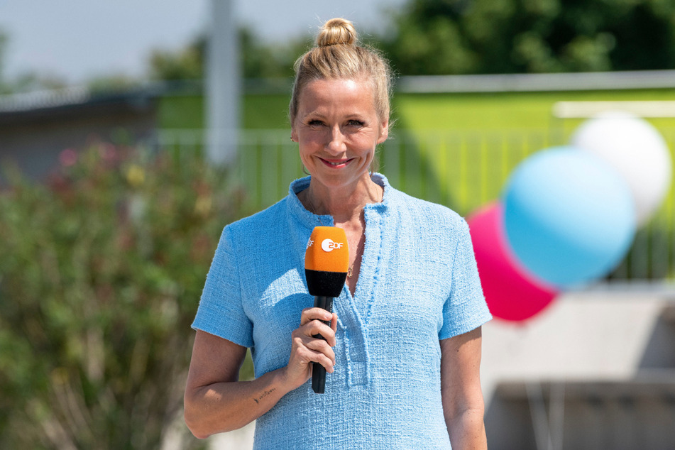 Andrea Kiewel (56) lädt am Sonntag zum Fernsehgarten.