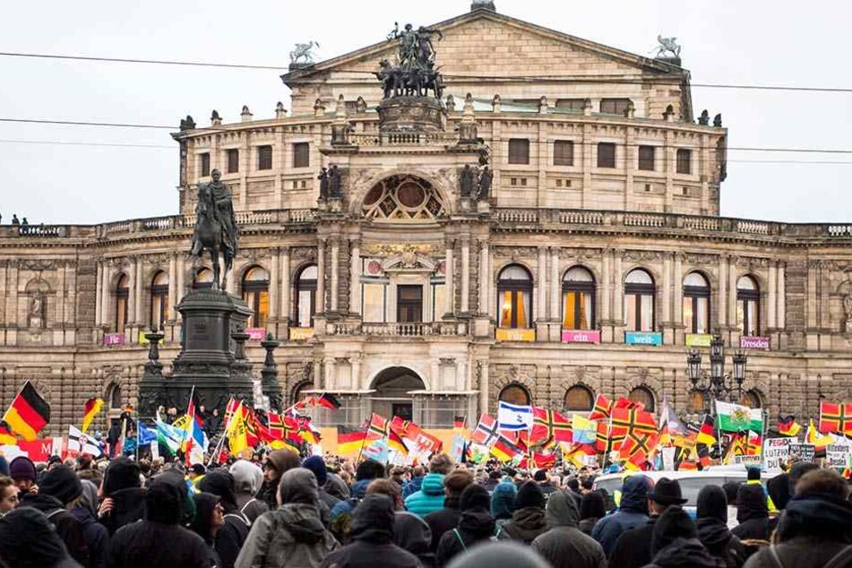 Die Versammlungsbehörde steht wegen der Versammlungen schon länger in der Kritik.