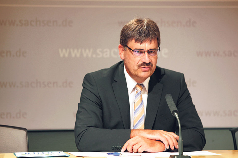 Besonders in Ostsachsen ist es unglaublich schwer, genügend Lehrer zu finden, machte Ralf Berger (54),
Chef der Bildungsagentur, deutlich.
