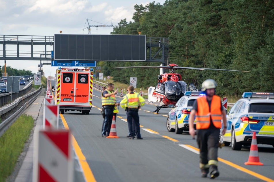 Weil der Hubschrauber auf der A9 landete, wurden alle Fahrbahnen in Richtung Nürnberg gesperrt.