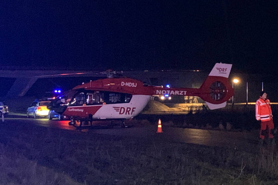 Ein Rettungshubschrauber war bei dem Unfall auf der B2 im Einsatz.