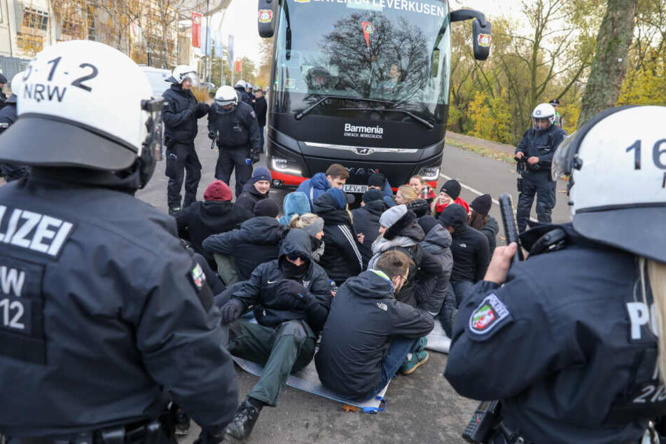 Die Polizei führt regelmäßig Übungen durch, um für unterschiedlichste Ereignisse gut vorbereitet zu sein.