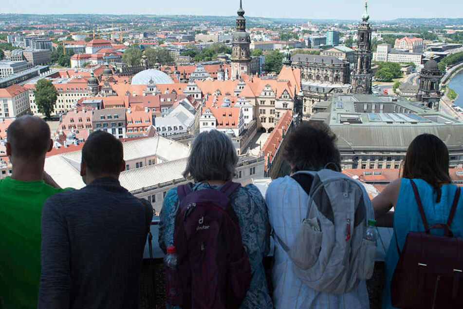 Das "Aaah..." "Oooh..." eines Dresden-Besuchs: Der Blick von der Frauenkirche auf die Altstadt.