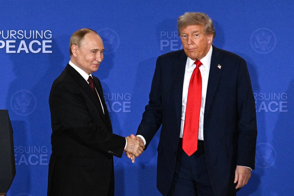 Donald Trump (r.) and Vladimir Putin met in Alaska last August.