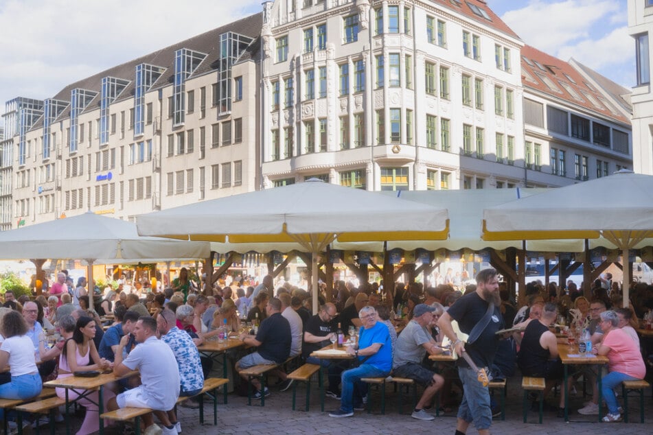 Vom 25. Juli bis 17. August verwandelt sich die Kulturhauptstadt Chemnitz in eine Wein-Hauptstadt voller Genuss und Lebensfreude.