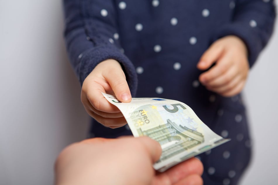 Kinder sollten schon sehr zeitig den Umgang mit kleinen Geldbeträgen lernen.