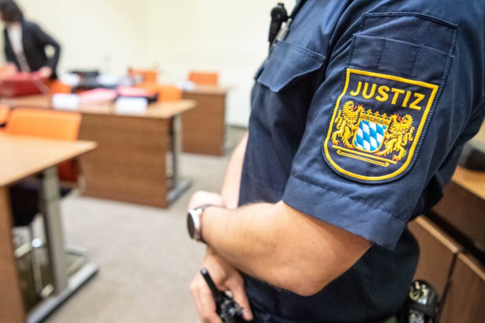 In Nürnberg wurde ein Mann wegen einer Messerattacke verurteilt. (Symbolbild)
