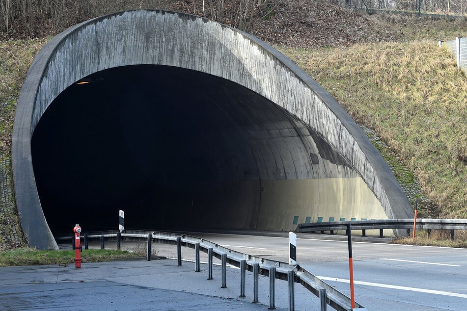 Der Tunnel Königshainer Berge ist nach stundenlanger Sperrung wieder befahrbar. (Archivbild)