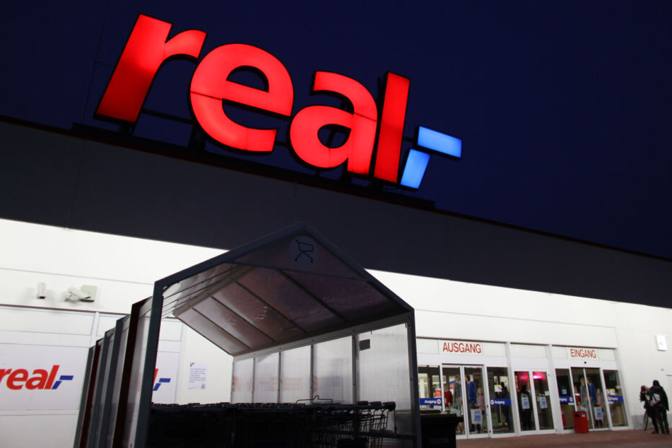 Die betroffenen Produkte werden in mehreren Bundesländern bei Real verkauft.