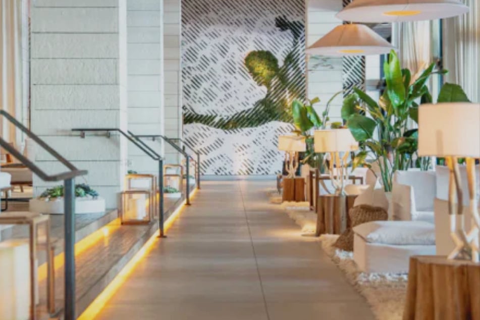 How the World's Most Iconic Hotels Use Scent to Make You Never Want to Leave