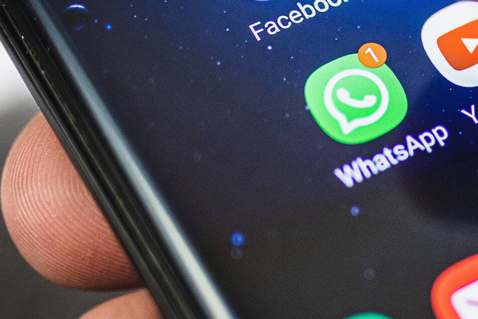 WhatsApp adds new magic trick with default vanishing messages
