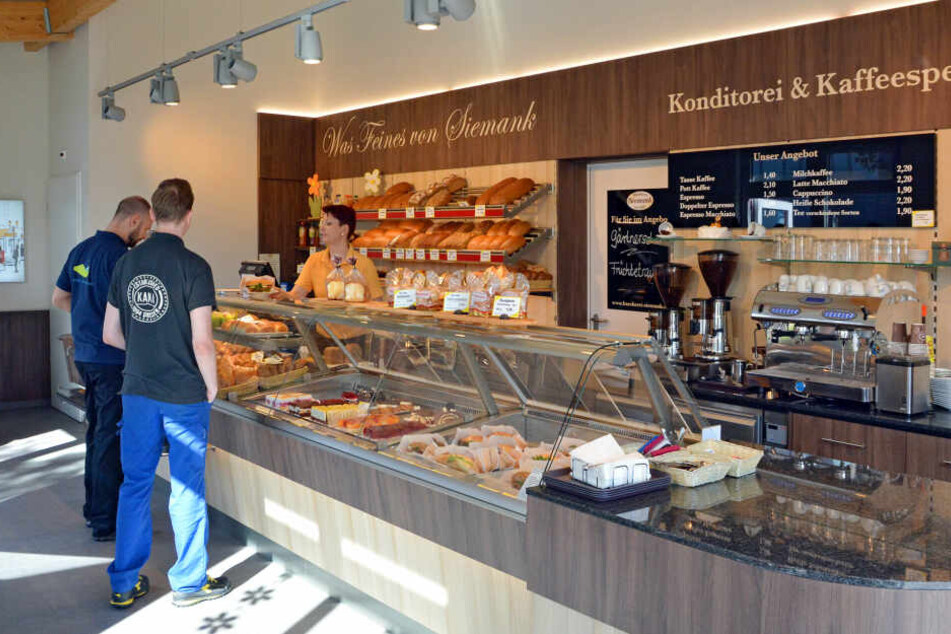 Die Siemank Backstube & Café Reick auf der Enno-Heidebroek-Straße 9.