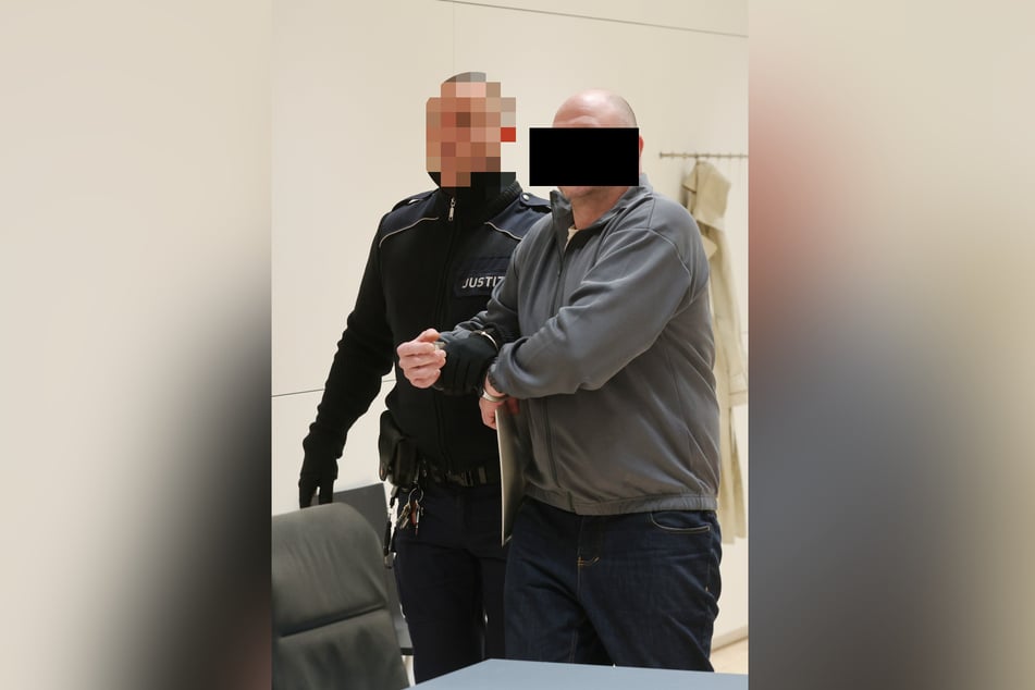 Der Täter: Robert W. (39) schlug im Suff massiv mit einer Kleiderstange zu.