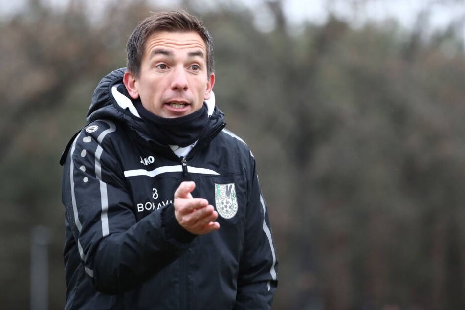 Andre Meyer coacht seit Sommer Union Fürstenwalde. Am Freitag tritt er gegen Bruder Daniel zum Test an.