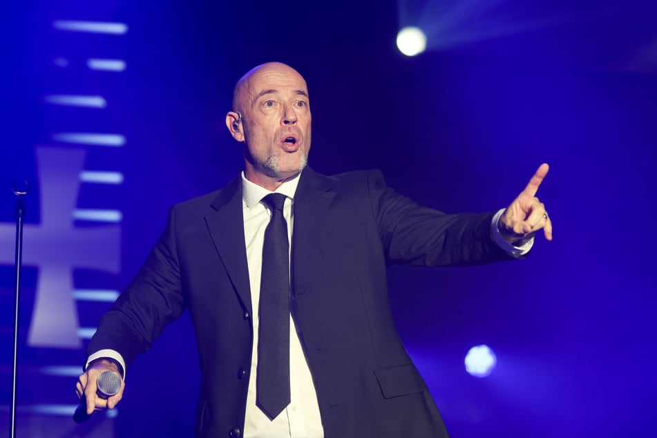 Obacht! Zumindest am Freitag könnte es beim Unheilig-Konzert am Elbufer Regen geben. (Archivfoto)