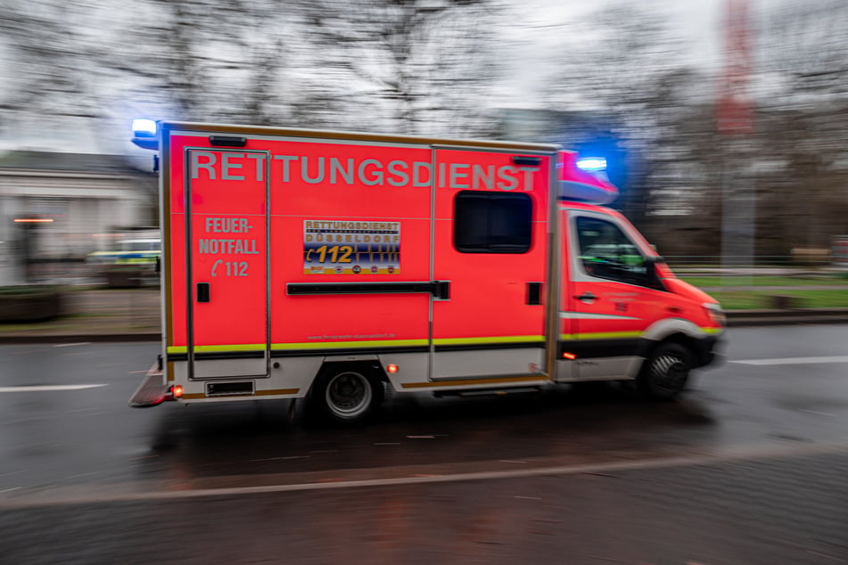 Hilfe für die Kleinsten: Neues Kinder-Rettungsauto brummt durch Köln