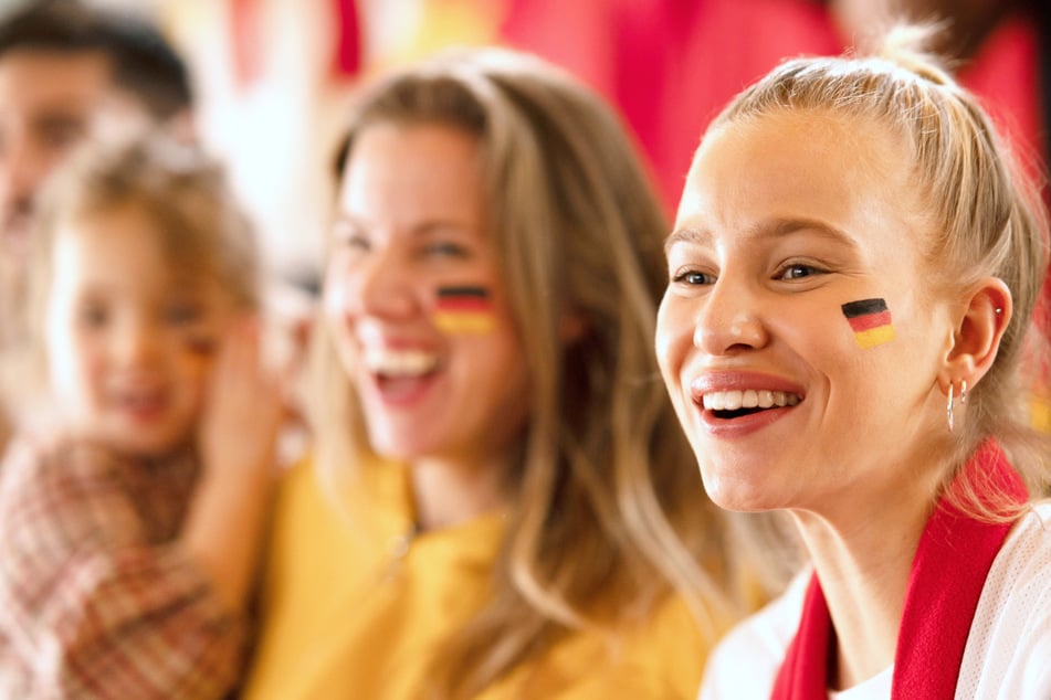 Mit Telekom jetzt alle WM-Spiele live sehen und dabei bis zu 386 Euro Cashback kassieren