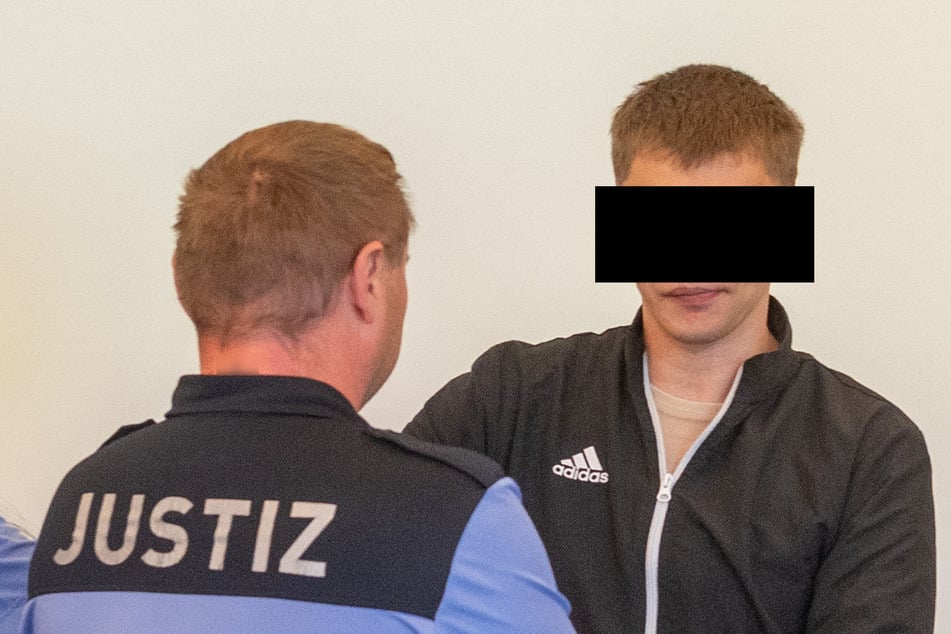 Am Landgericht Dresden läuft derzeit der Prozess gegen Pawel K. (25), der laut LKA freizügig über seinen "Job" plauderte.