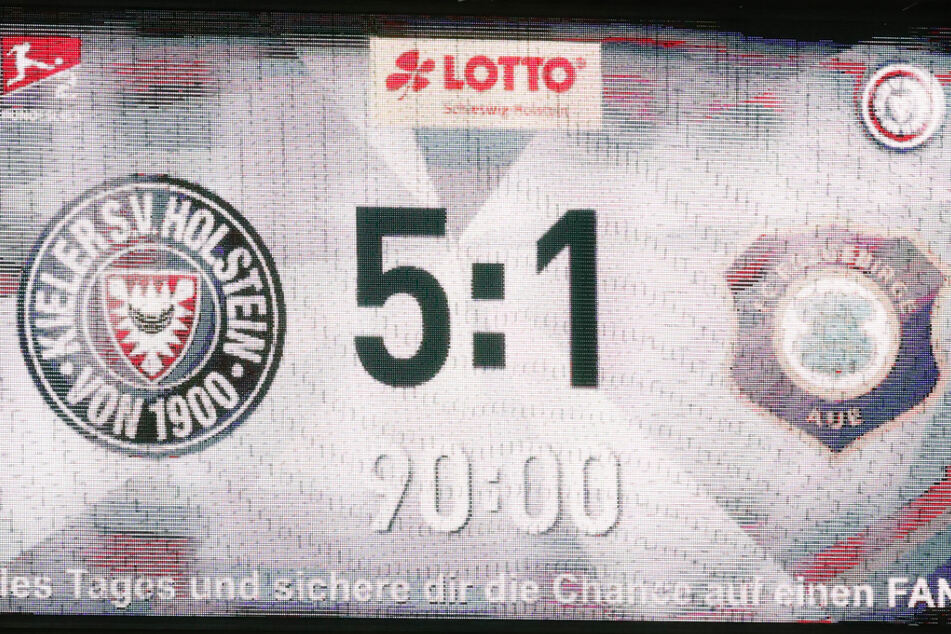 15. März 2019: Das 1:5 bei Regen und extremen Sturm unter Trainer Daniel Meyer (41) war mit die höchste FCE-Auswärtsniederlage in der 2. Liga überhaupt. (Archivbild)