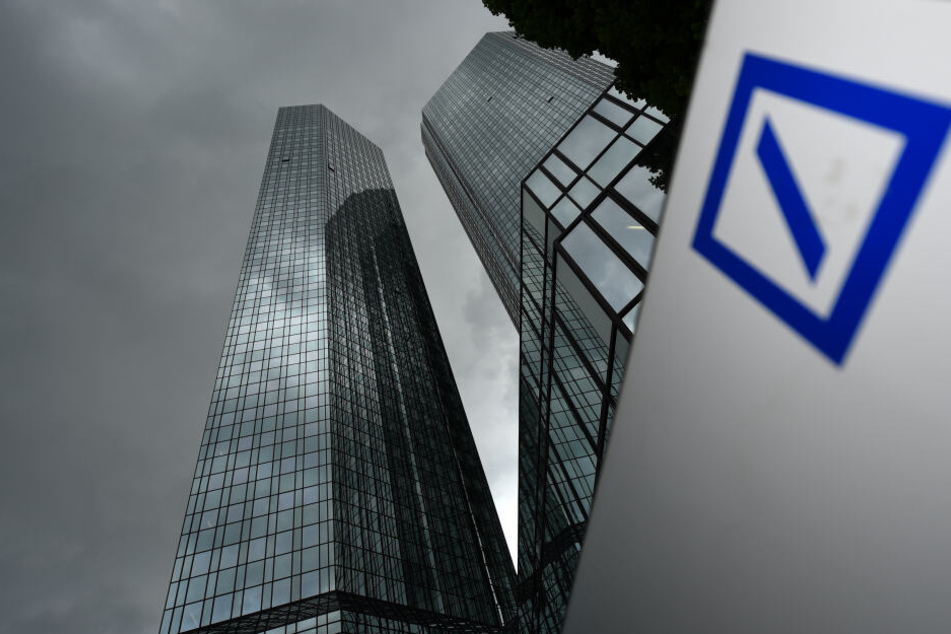 Die Deutsche Bank schreibt im zweiten Quartal 2019 wohl ein fettes Minus.