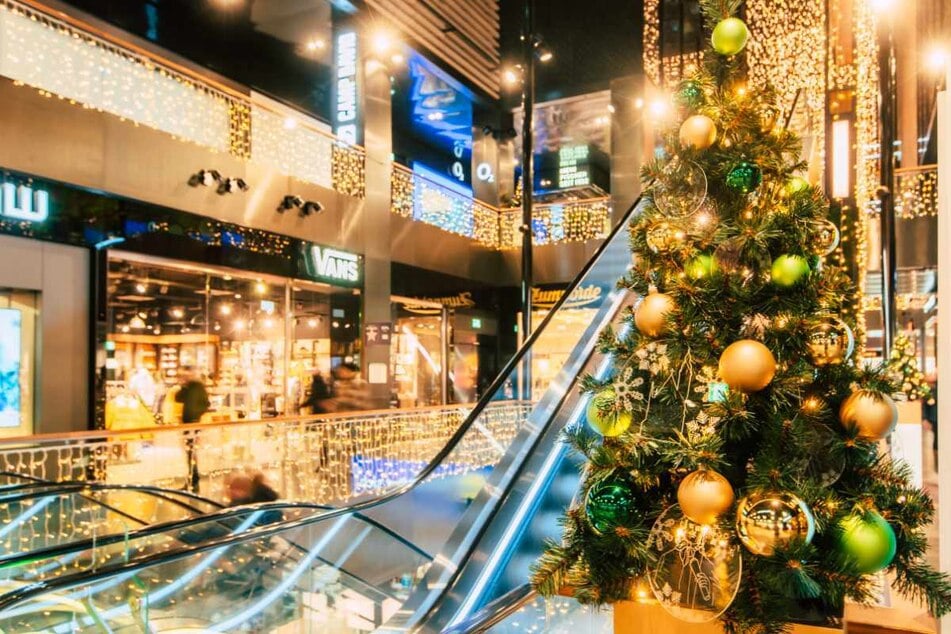 Höfe am Brühl erstrahlen in festlichem Licht &amp; laden zum entspannten Weihnachtsshopping.