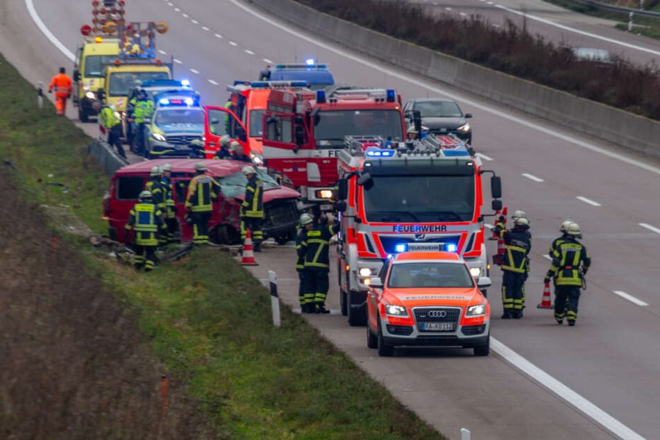 Einsatzkräfte vor Ort.
