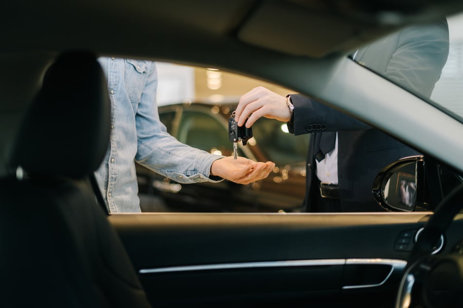 Ein Kunde brachte ein Fahrzeug, das er für eine Probefahrt erhalten hatte, am Montag nicht wie vereinbart zum Autohaus zurück. (Symbolbild)