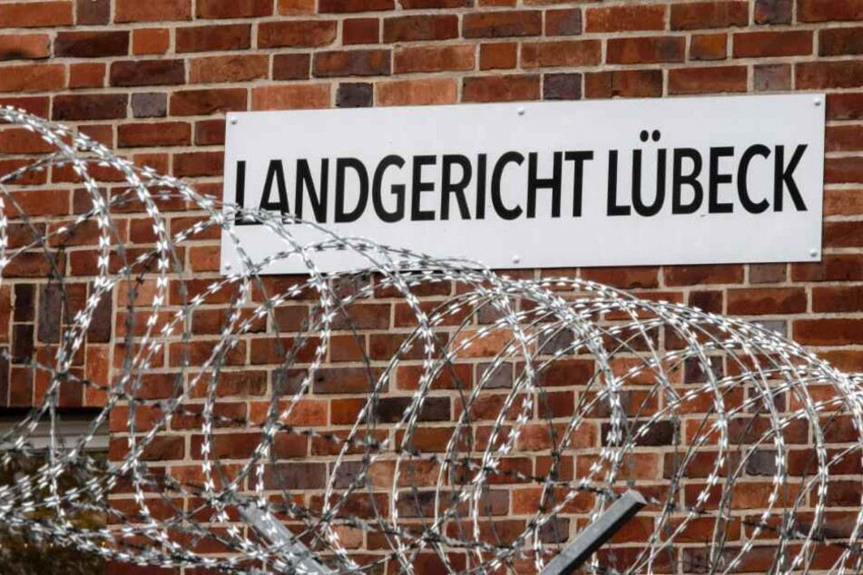 Der Prozess findet vor dem Lübecker Landgericht statt.