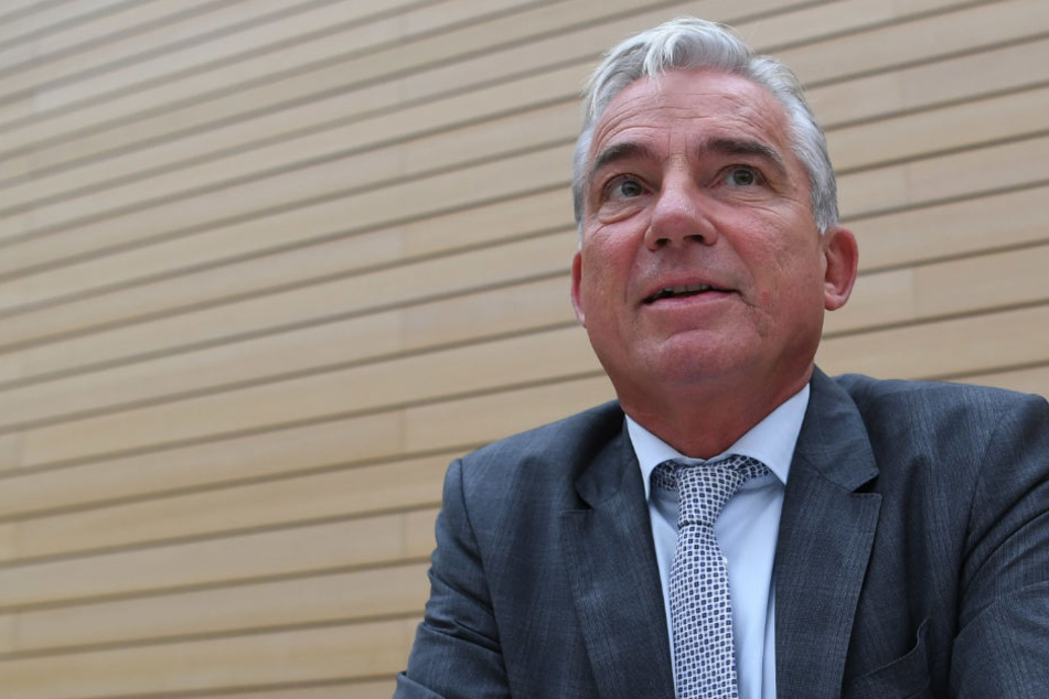 Der baden-württembergische Innenminister Thomas Strobl im Plenarsaal des Landtags in Stuttgart. (Archivbild)