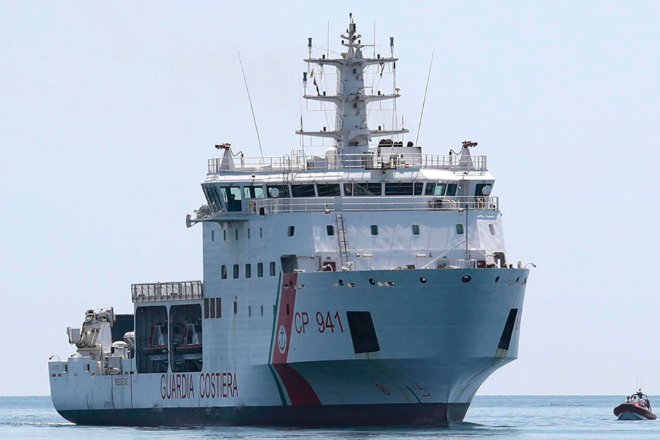 Das Schiff "Diciotti" der italienischen Küstenwache hatte Mitte August rund 180 Migranten aufgenommen.