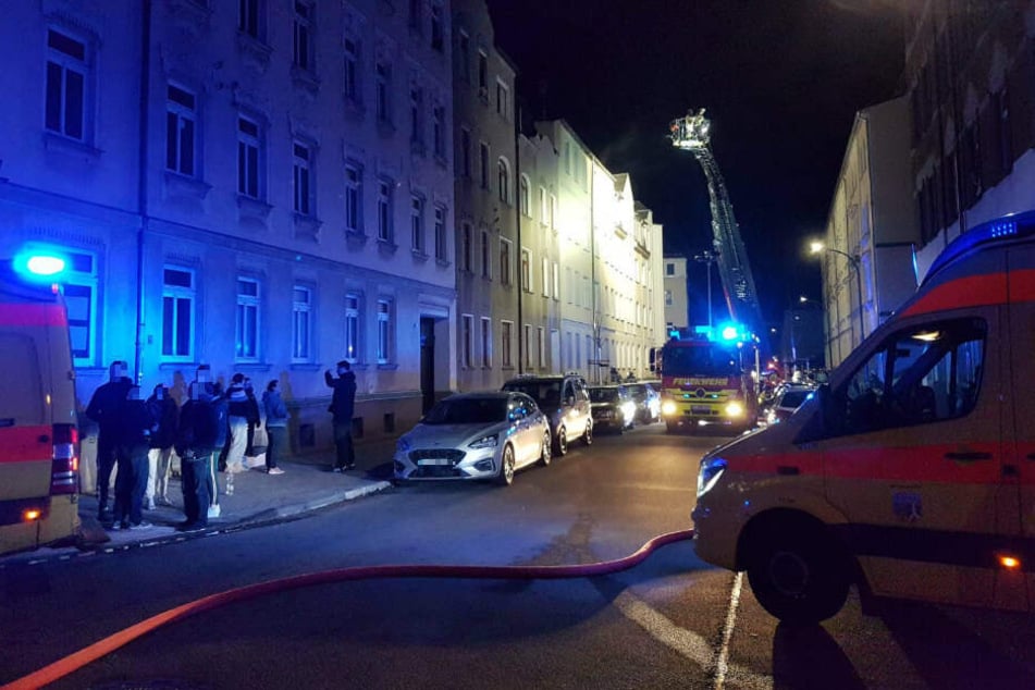 Dreimal soll der Tatverdächtige in einem Markranstädter Wohnhaus gezündelt haben.