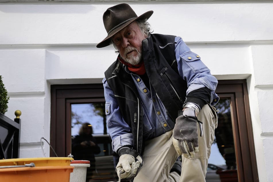 Auch Künstler und Stolperstein-Erfinder Gunter Demnig (78) wird anwesend sein. (Archivbild)
