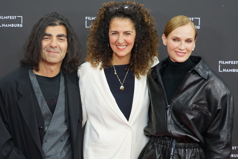 Diane Kruger zusammen mit Filmfestleiterin Malika Rabahallah (54) und befreundetem Kollegen Fatih Akin (51).