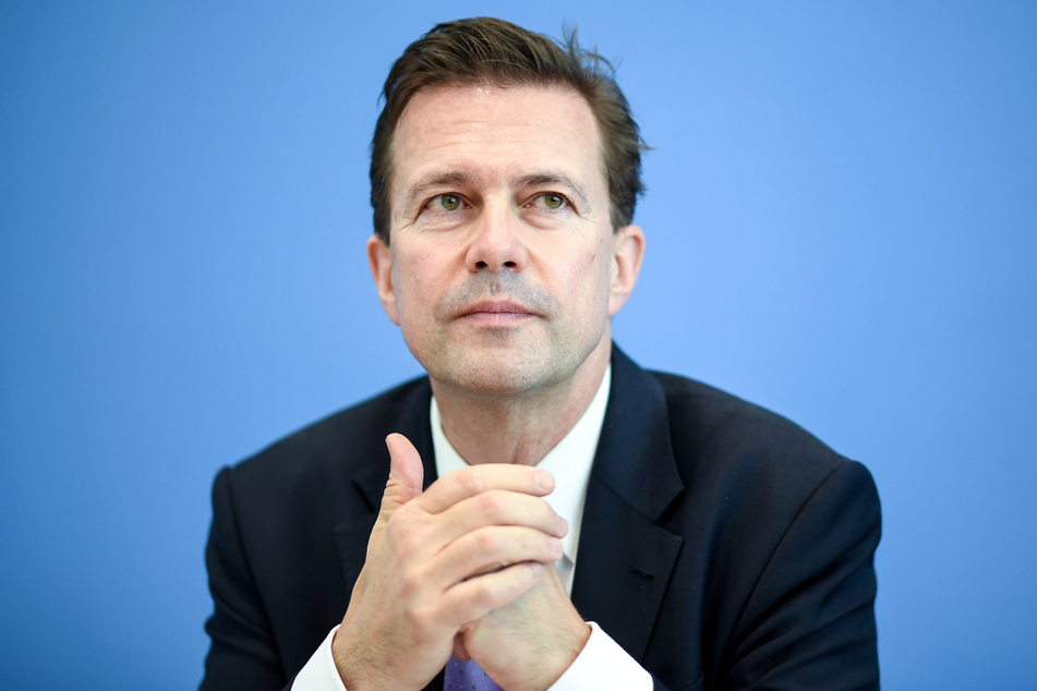Regierungssprecher Steffen Seibert (60).