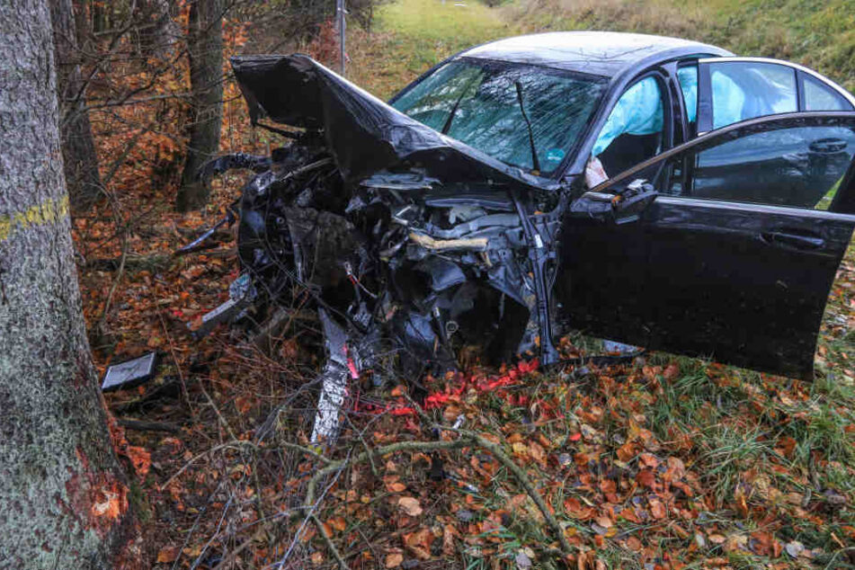 Ein Mercedes-Fahrer hatte auf der Autobahn 9 die Kontrolle über sein Fahrzeug verloren.