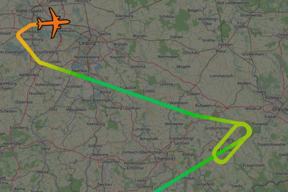 Ein Swiss-Airbus steuerte nach mehreren Warte-Runden den Flughafen Leipzig/Halle an.