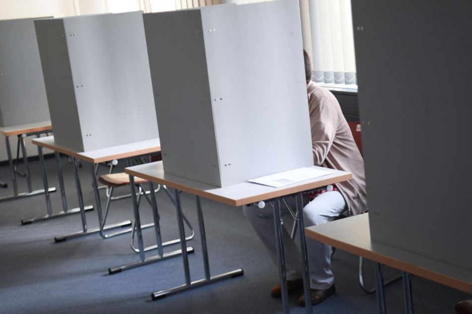 Den Gang in die Wahllokale treten immer weniger Wähler an. (Symbolbild)