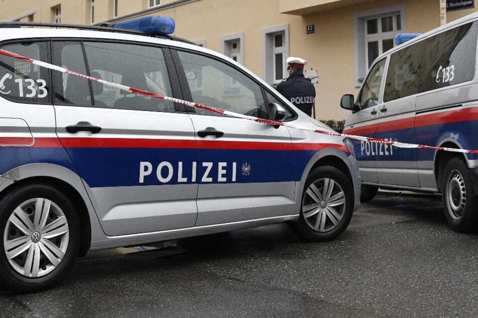 Die Polizei in Österreich konnte inzwischen die Tatwaffe sicherstellen. (Symbolbild)