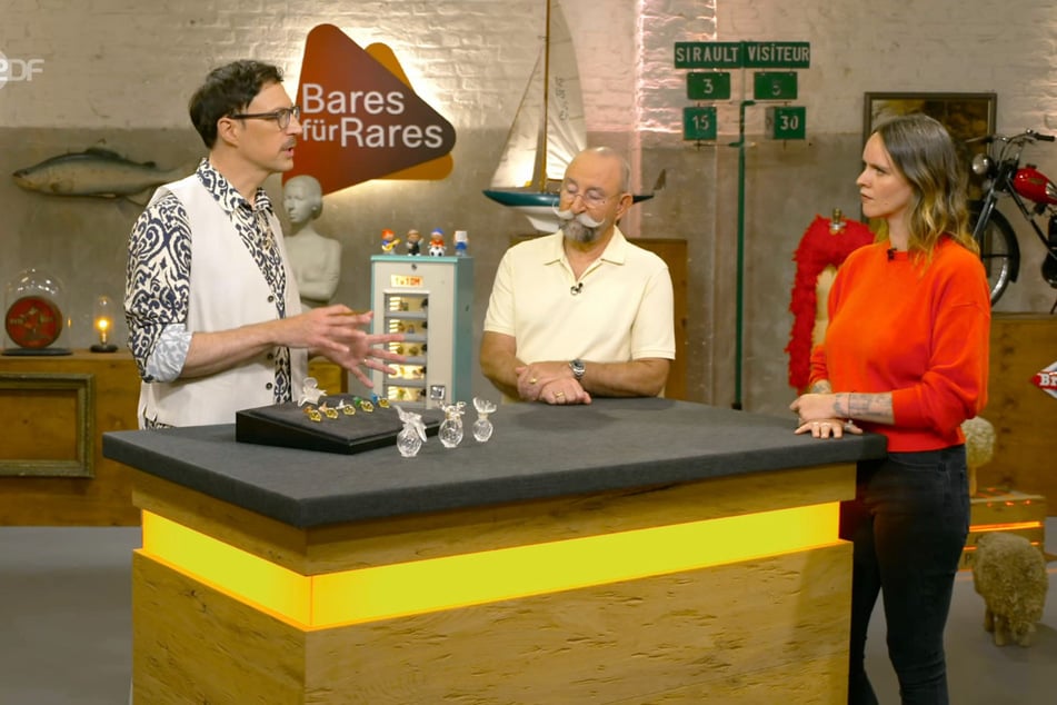 Cosima Viola (37) aus Köln möchte bei "Bares für Rares" einen Nachlass ihrer Großmutter verkaufen.