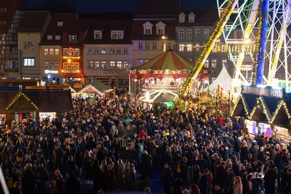 Der Erfurter Weihnachtsmarkt war in diesem Jahr richtig gut besucht.