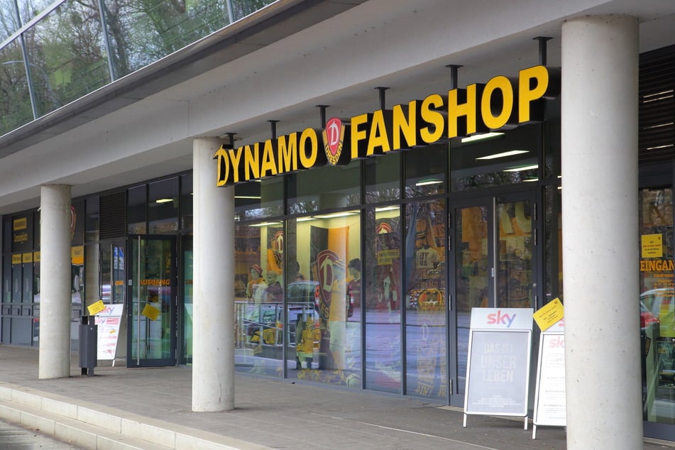 Der Dynamo-Fanshop am Stadion fiel am Freitagmorgen einem Farb-Anschlag zum Opfer. (Archivfoto)