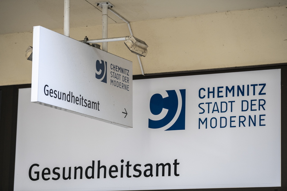 Das Chemnitzer Gesundheitsamt schreibt nun alle Personen an, die Kontakt mit der an Tuberkulose erkrankten Familie hatten.