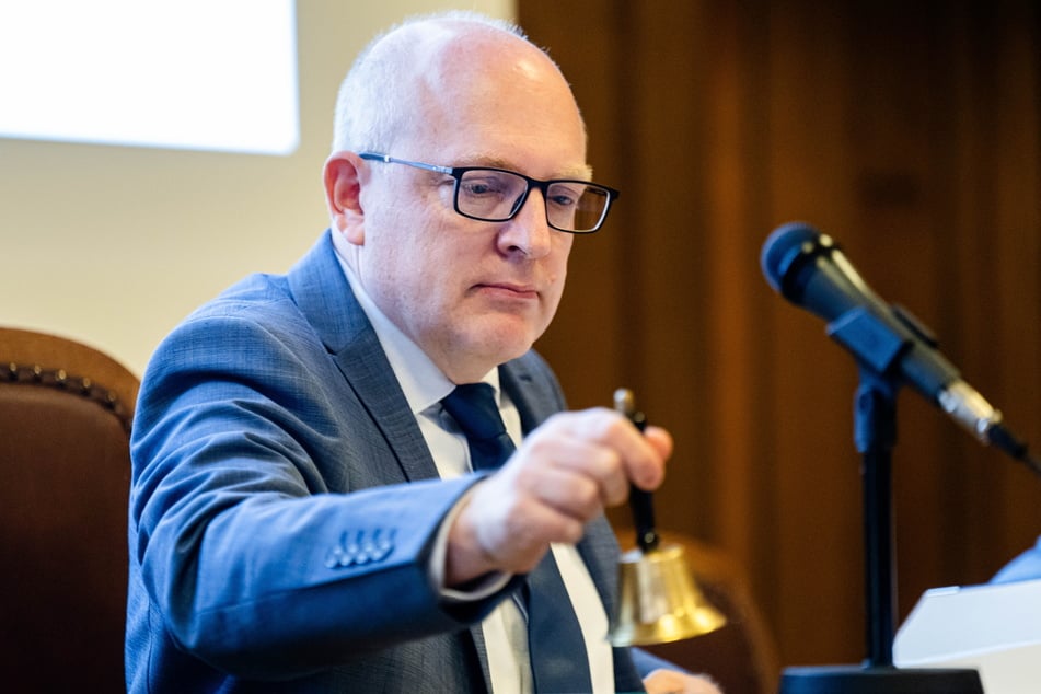 OB Sven Schulze (53, SPD) ist von der Posse um die AfD-Doppelfraktion genervt.