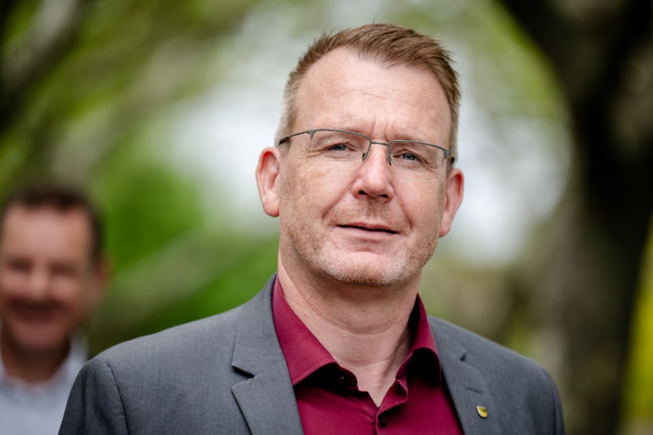 Landrat Sven Krüger (52, Freie Wähler) bedauert den erneuten Vorfall und die tragische Situation für den betroffenen Betrieb.