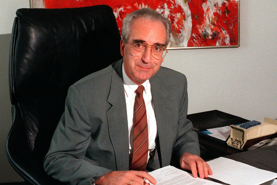 Günther von Lojewski (†87) wurde wenige Monate vor dem Mauerfall 1989 zum Intendanten gewählt und blieb es bis 1997.